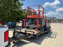 Load image into Gallery viewer, Scissor Lift, 32&#39;, 4x4, with outriggers - Rental (delivered)
